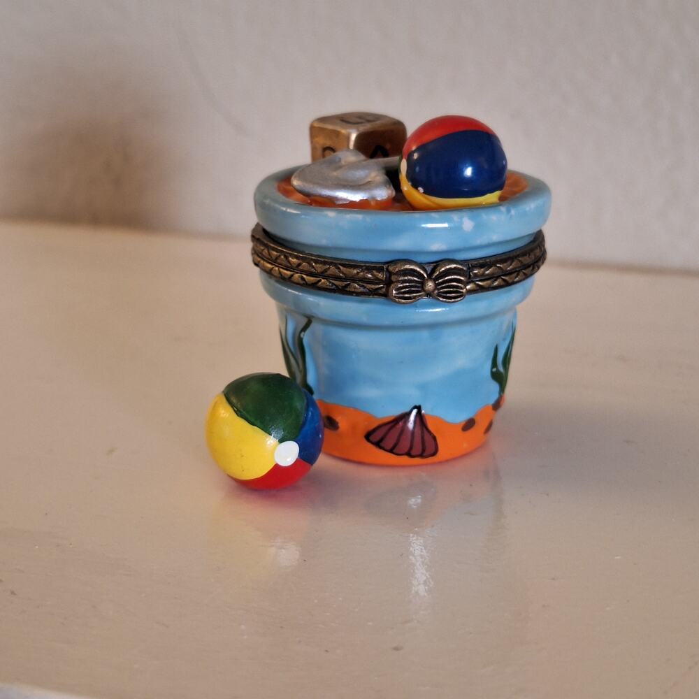 Sand Toys Hinged Box with small beach ball Trinket Box sea toy kid theme